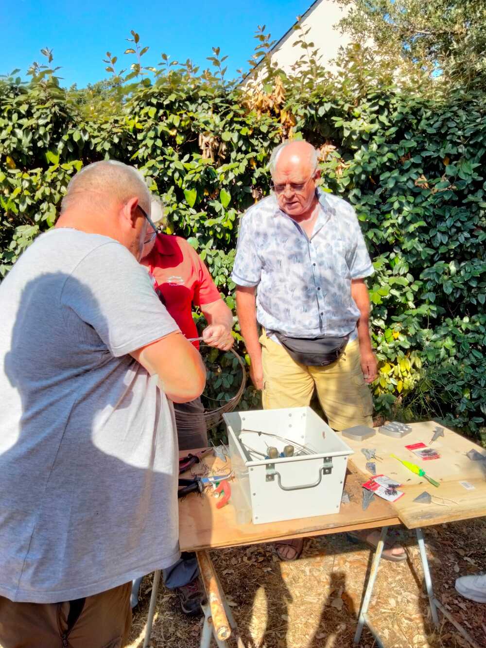 Atelier fabrication de plombs organisé pour les membres de l'asso       # ATELIERS
      